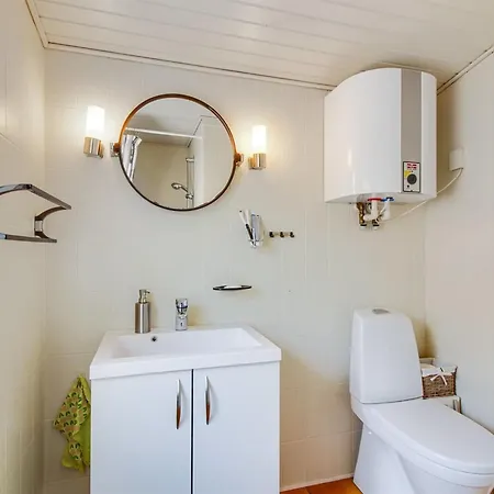 Semesterbostad Rokil - 400m From The Sea By Interhome